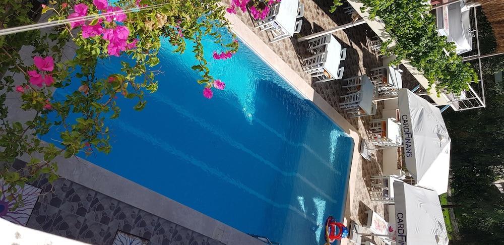 Hakan Hotel Bitez Esterno foto