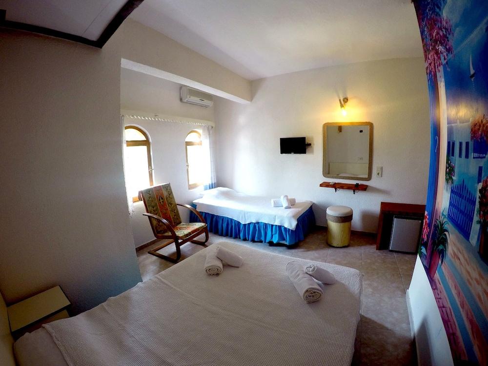 Hakan Hotel Bitez Esterno foto